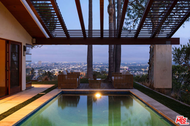 5500 Tuxedo Terrace, Los Angeles, California 90068, 4 Bedrooms Bedrooms, ,4 BathroomsBathrooms,Single Family Residence,For Sale,Tuxedo,24395273