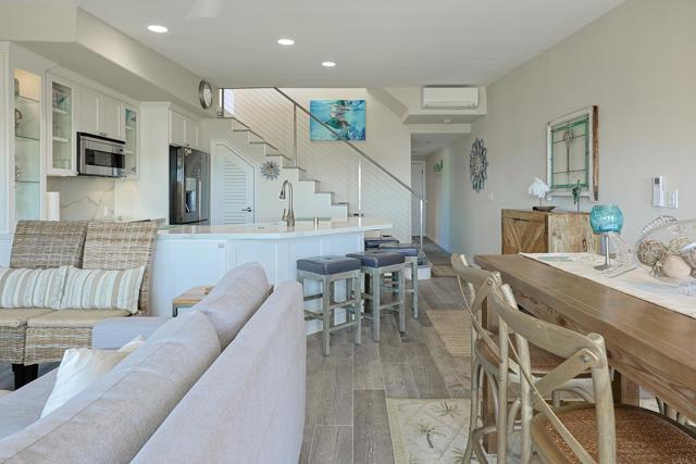 Detail Gallery Image 14 of 57 For 1609 Glorietta Bld, Coronado,  CA 92118 - 2 Beds | 2 Baths