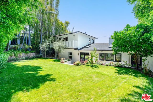 1622 Sunset Plaza Drive, Los Angeles CA: https://media.crmls.org/mediaz/115fc029-3d53-4317-ae06-07195f9a42ed.jpg
