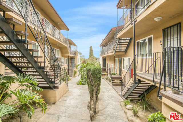 Image 3 of 12 For 4023 28th Street