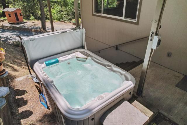 24895 Skyland Road, Los Gatos CA: https://media.crmls.org/mediaz/1161a726-8f75-4a9b-9a6f-976e739944dd.jpg