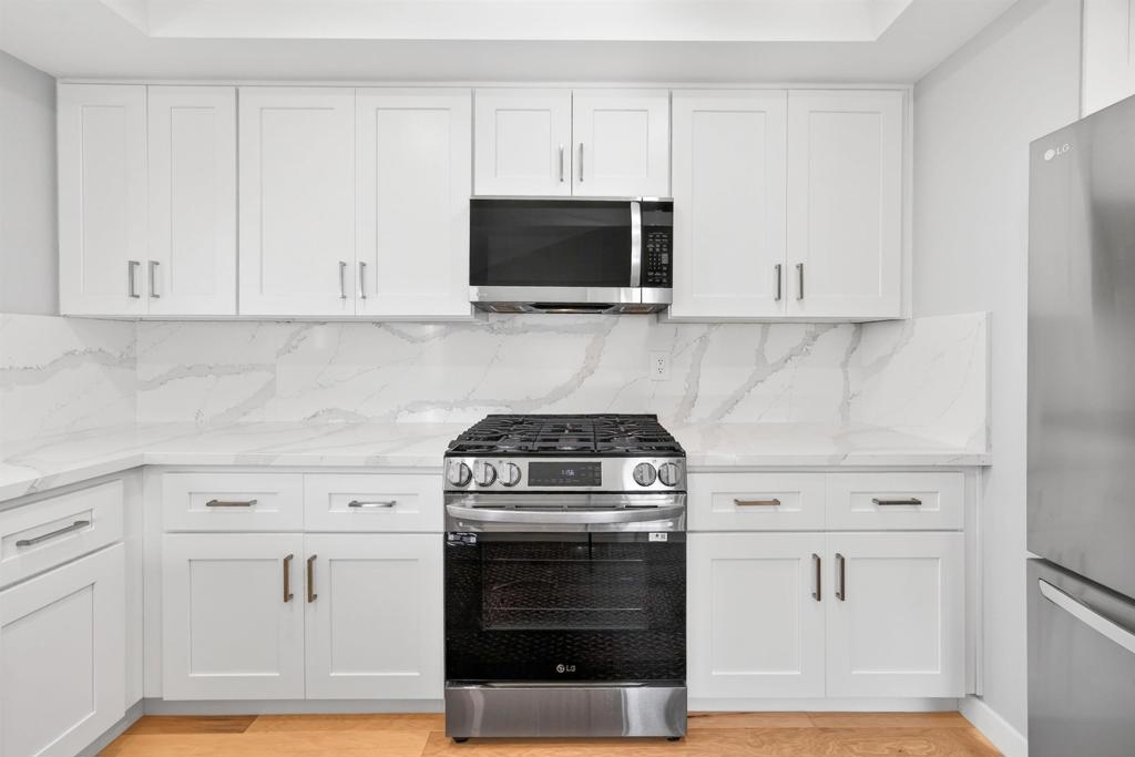 2336 Kenwyn - photo 20