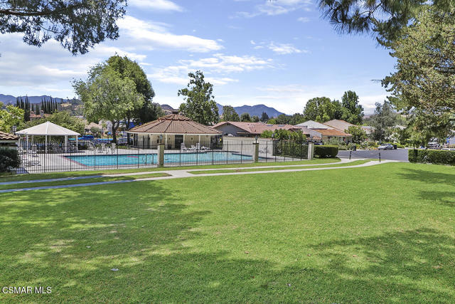 2829 Shoreview Circle, Westlake Village CA: https://media.crmls.org/mediaz/1162abe0-f726-4525-a0df-47d48ffabff4.jpg