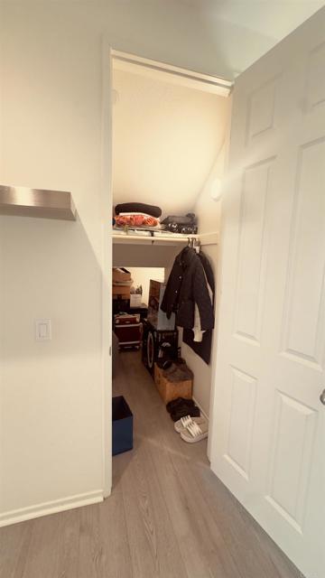 Detail Gallery Image 14 of 70 For 27960 Moosa Creek Way, Valley Center,  CA 92082 - 5 Beds | 3/1 Baths