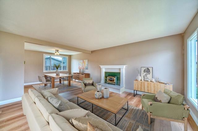 820 Linda Mar Boulevard, Pacifica CA: https://media.crmls.org/mediaz/11634eeb-2671-4164-ad1c-39dc64e9efa4.jpg