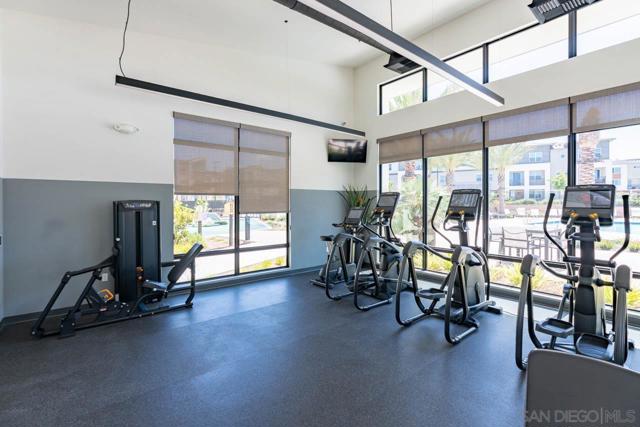 Image 25 of 27 For 841 Hana Ave  3