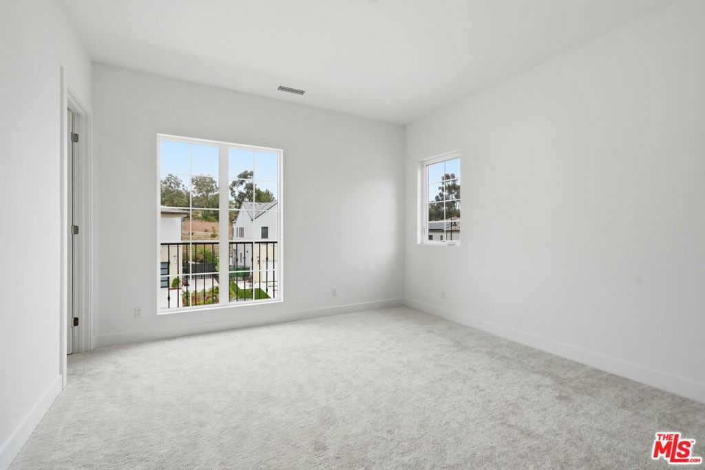 MLS #26652433 image #25