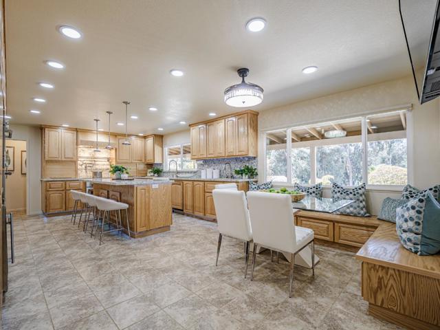 20150 Tarawild Court, Prunedale CA: https://media.crmls.org/mediaz/1165348e-fe90-4aa3-9d58-453297495e6e.jpg