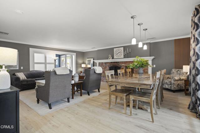 122 Taft Avenue, Ventura CA: https://media.crmls.org/mediaz/11659613-1a1a-452d-a229-98e07fe16d78.jpg