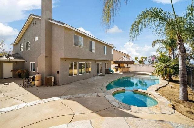 42944 Calle Reva, Temecula CA: https://media.crmls.org/mediaz/11662018-0d3e-4105-9bdd-a71e70f25b8d.jpg