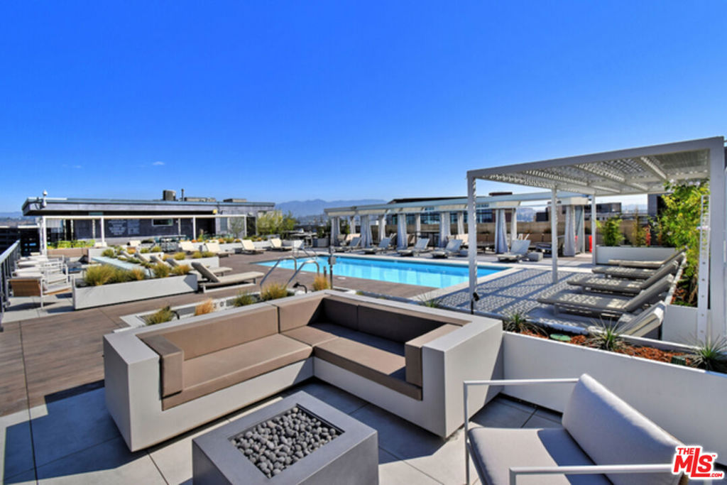 MLS #25495665 img 11