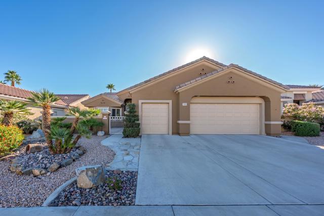 78589 Rainswept Way, Palm Desert CA: https://media.crmls.org/mediaz/1168b579-267f-4dbf-9f77-4982735b4f32.jpg