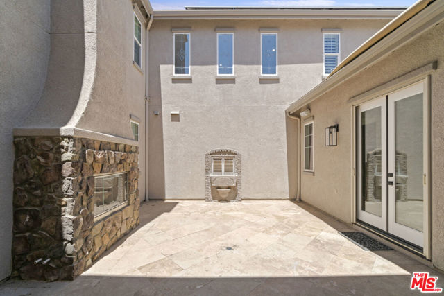 Image 14 of 52 For 8639 Edelweiss Drive