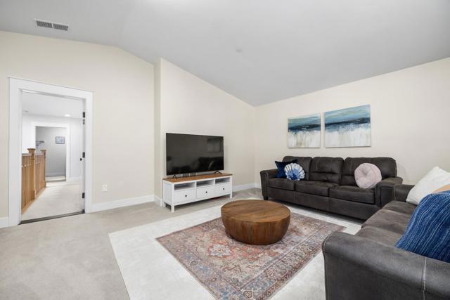 33 Polo Heights Road, Scotts Valley CA: https://media.crmls.org/mediaz/11699d2b-2e99-4eb2-9047-0d3a954187d1.jpg