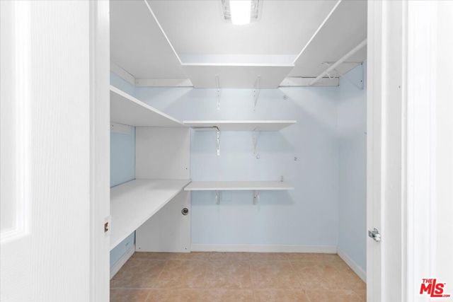 23264 Calvert Street, Woodland Hills CA: https://media.crmls.org/mediaz/116a330e-2107-46f1-b953-7aa41ab400b6.jpg
