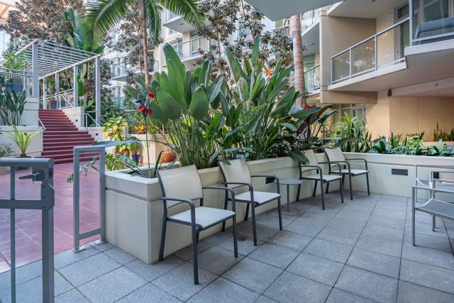 1431 Pacific Hwy, San Diego CA: https://media.crmls.org/mediaz/116a48c4-843b-43b7-91d1-d750a8b57aa8.jpg