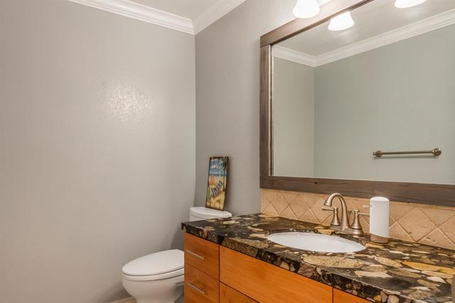 728 Jamaica Ct, San Diego CA: https://media.crmls.org/mediaz/116adc22-b87f-400a-be7d-1ac27f907498.jpg