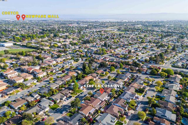 4349 La Cosa Ave, Fremont CA: https://media.crmls.org/mediaz/116dcb6f-5528-42cd-a3eb-1ab1c7045642.jpg