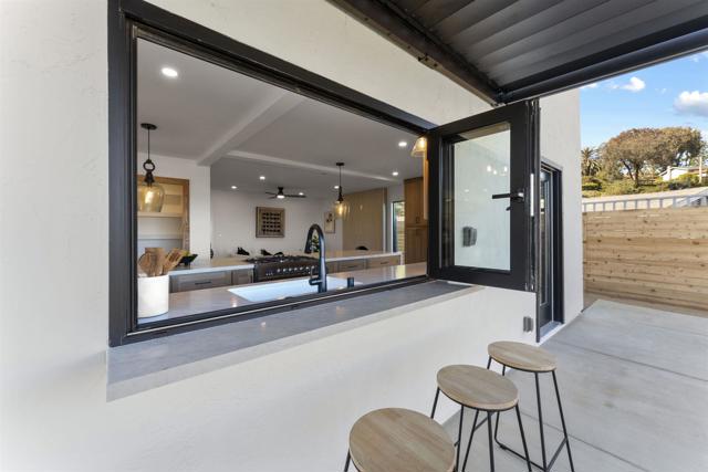 5777 Desert View Drive, La Jolla CA: https://media.crmls.org/mediaz/116ea51a-da72-4990-bf34-f1873dac1b10.jpg