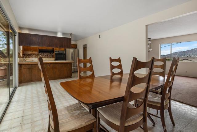 10021 Sierra Bonita, Spring Valley CA: https://media.crmls.org/mediaz/116f8494-bf13-4536-aa38-6857185b097c.jpg