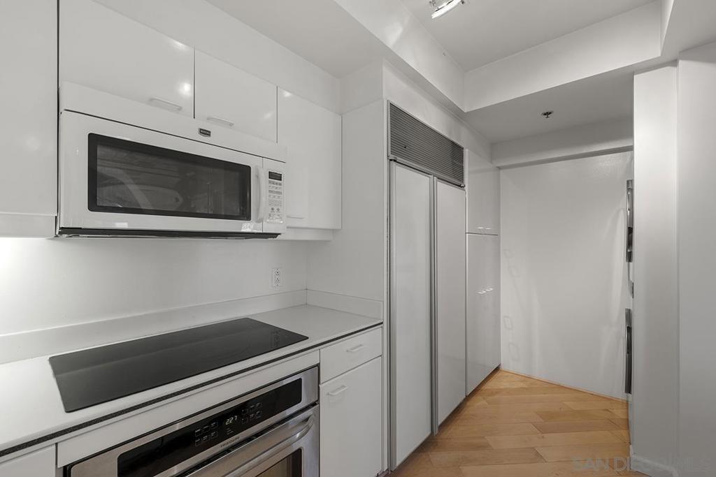 100 Harbor Drive - photo 18