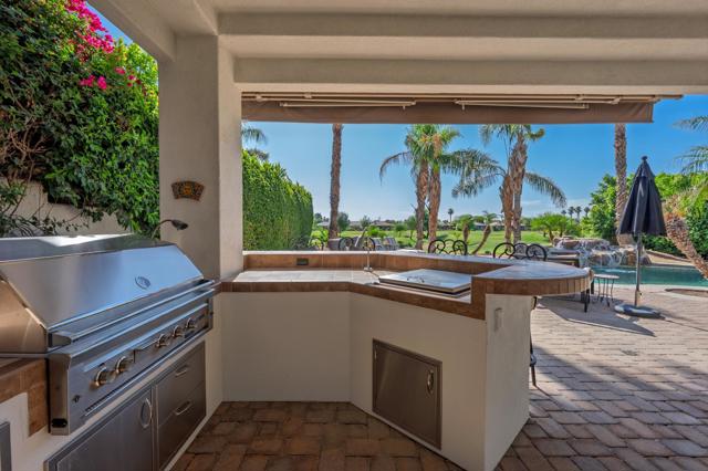 57810 Black Diamond, La Quinta CA: https://media.crmls.org/mediaz/11716180-11f0-496f-bac1-15c86371ddc3.jpg