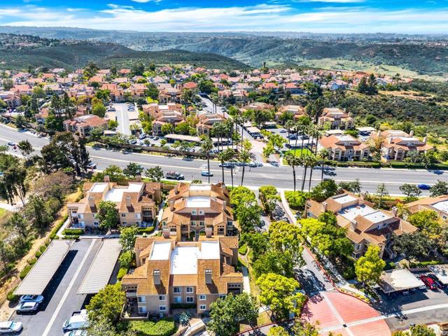 Image 31 of 37 For 7319 Calle Cristobal  144