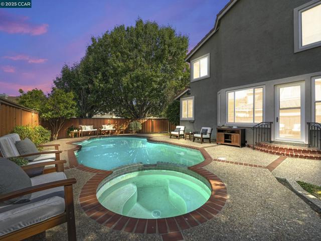 36309 Tunbridge Drive, Newark CA: https://media.crmls.org/mediaz/11732f67-5745-4d10-9492-cefe47969366.jpg