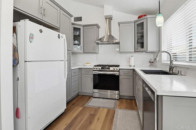 Detail Gallery Image 15 of 43 For 8456 Snow White Dr, El Cajon,  CA 92021 - 2 Beds | 2 Baths