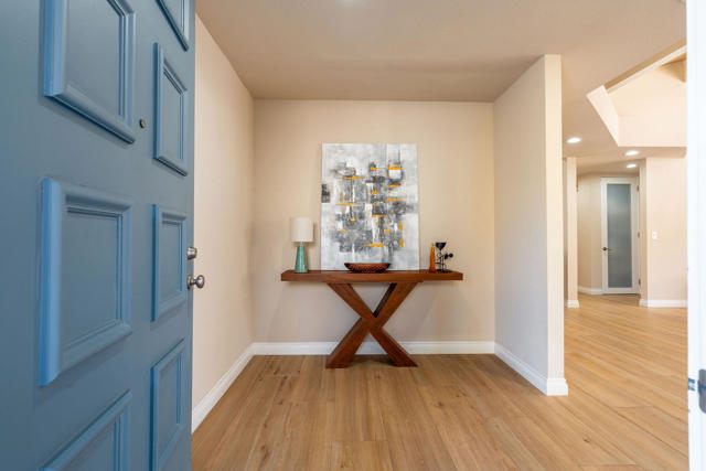 72815 Somera Road, Palm Desert CA: https://media.crmls.org/mediaz/1173cb0f-32f6-464c-a2a5-3647838cd6eb.jpg