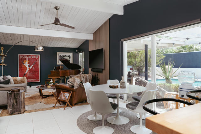 2845 E Wyman Drive, Palm Springs CA: https://media.crmls.org/mediaz/117476da-77b0-4602-8a95-c394086ef33c.jpg