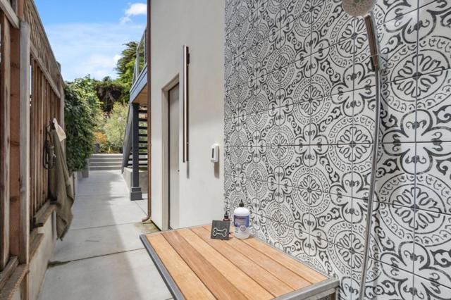 237 21st Avenue, Santa Cruz CA: https://media.crmls.org/mediaz/11751c48-ac4d-47c3-8f09-42821766f6ca.jpg