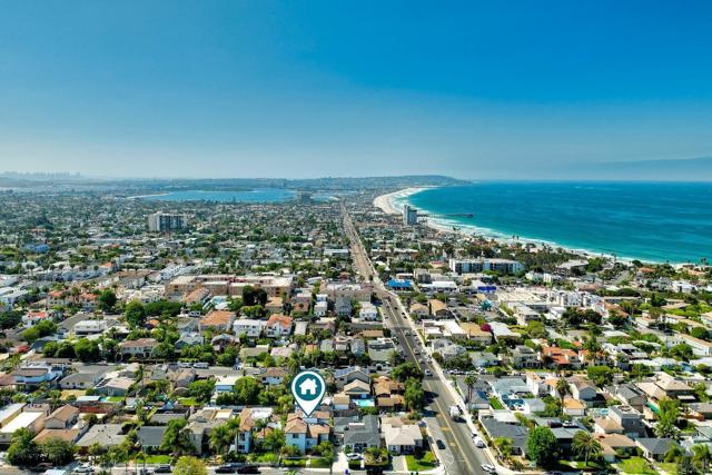 819 Van Nuys Street, San Diego CA: https://media.crmls.org/mediaz/11753857-9d7d-4b4e-afd7-63c34964d637.jpg