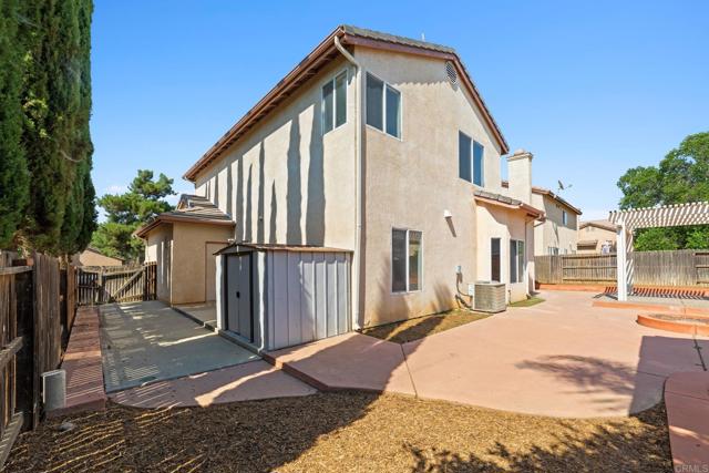 1115 Brown Bear Trail, Beaumont CA: https://media.crmls.org/mediaz/117582bb-da08-4487-9898-fcd45f2ada3e.jpg