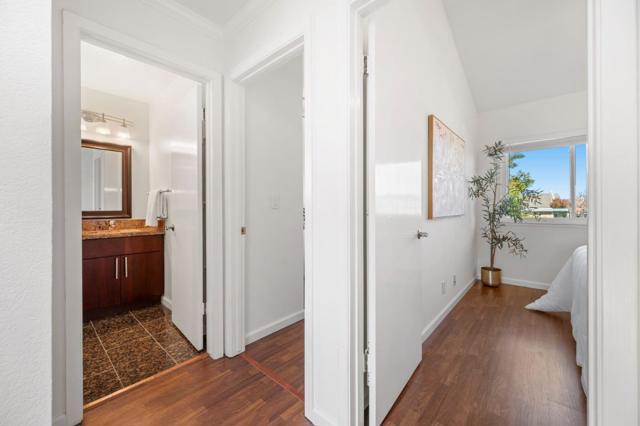 241 Bonita Lane, Foster City CA: https://media.crmls.org/mediaz/11760f03-2066-4ff7-8818-1bfd093685c2.jpg