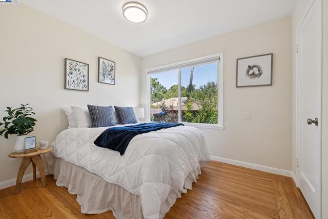 2643 99Th Ave, Oakland CA: https://media.crmls.org/mediaz/1177074e-c7e7-4ce0-af1b-d3b81a479740.jpg