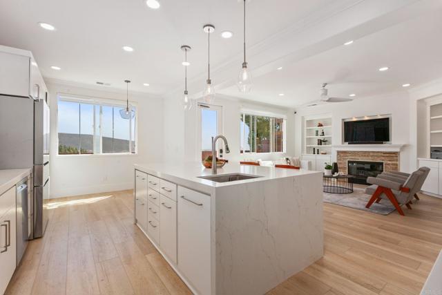 1438 Dolphin Court, San Marcos CA: https://media.crmls.org/mediaz/117747bc-f52b-46b2-974c-04fa1ff21377.jpg