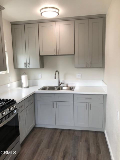7077 Day Street, Tujunga CA: https://media.crmls.org/mediaz/11781636-4377-402a-abb3-f6eab716bfd7.jpg