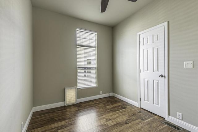3660 Walnut Boulevard, Brentwood CA: https://media.crmls.org/mediaz/1178500c-2318-444c-82e1-3fb2534f047f.jpg
