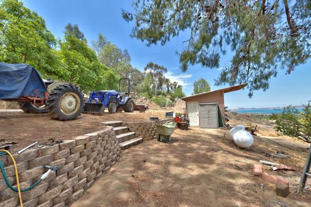 20329 Luchs Rd, Perris CA: https://media.crmls.org/mediaz/117884a6-180f-41a0-bc3d-6d378a5df716.jpg