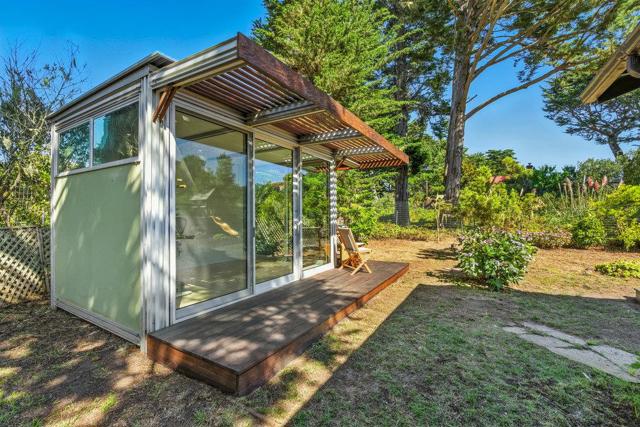 430 Marine Boulevard, Moss Beach CA: https://media.crmls.org/mediaz/1178ebc7-d106-4ed0-8b39-e5af3453b018.jpg