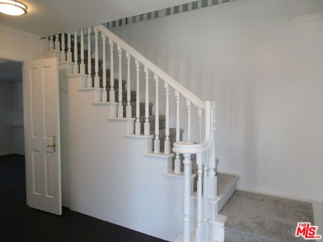 28436 Lomo Drive, Rancho Palos Verdes CA: https://media.crmls.org/mediaz/1178f439-05b5-446c-81a8-eca0cf21dcbc.jpg