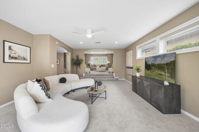 4915 Trend Terrace, La Crescenta CA: https://media.crmls.org/mediaz/117a4685-d69d-45db-8379-f9be1368743a.jpg