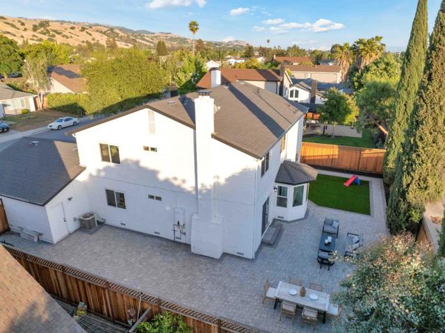 16865 Sundance Drive, Morgan Hill CA: https://media.crmls.org/mediaz/117a928b-abca-4470-b920-2cbfc7915ef3.jpg