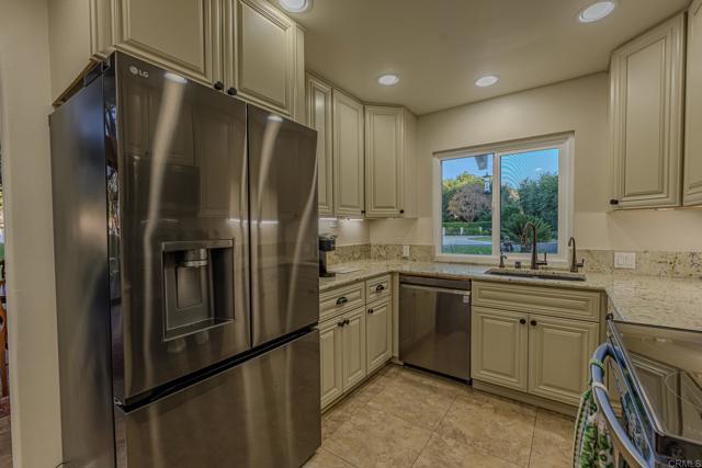 Detail Gallery Image 2 of 48 For 32202 Taupa Way, Pauma Valley,  CA 92061 - 3 Beds | 3 Baths