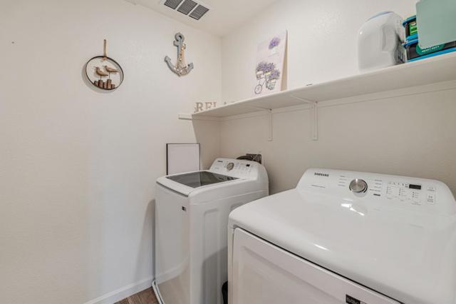 1420 Primitivo Lane, Manteca CA: https://media.crmls.org/mediaz/117b8cd0-6daa-4861-9a6d-5f0774810c39.jpg