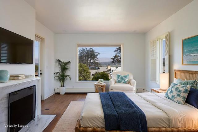 2416 Bay View Avenue, Carmel CA: https://media.crmls.org/mediaz/117c1b16-aa19-497d-b8f8-475b2083f2e3.jpg