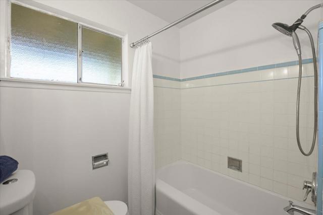 543 Crawford Drive, Sunnyvale CA: https://media.crmls.org/mediaz/117c28e8-87b0-4063-8585-cec3eca66beb.jpg