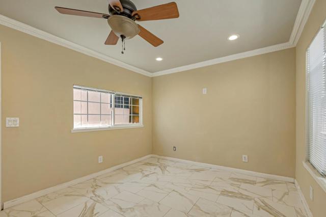 1087 Starlite Drive, Milpitas CA: https://media.crmls.org/mediaz/117c5ae2-616a-48ed-9467-8be245cebd81.jpg