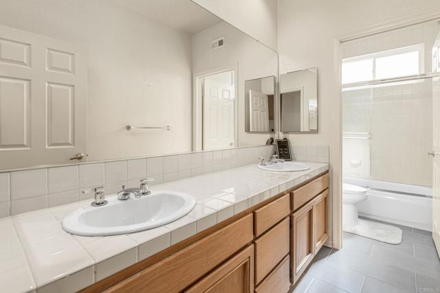 Detail Gallery Image 25 of 32 For 3602 Hidden Ridge Rd, Jamul,  CA 91935 - 4 Beds | 3 Baths